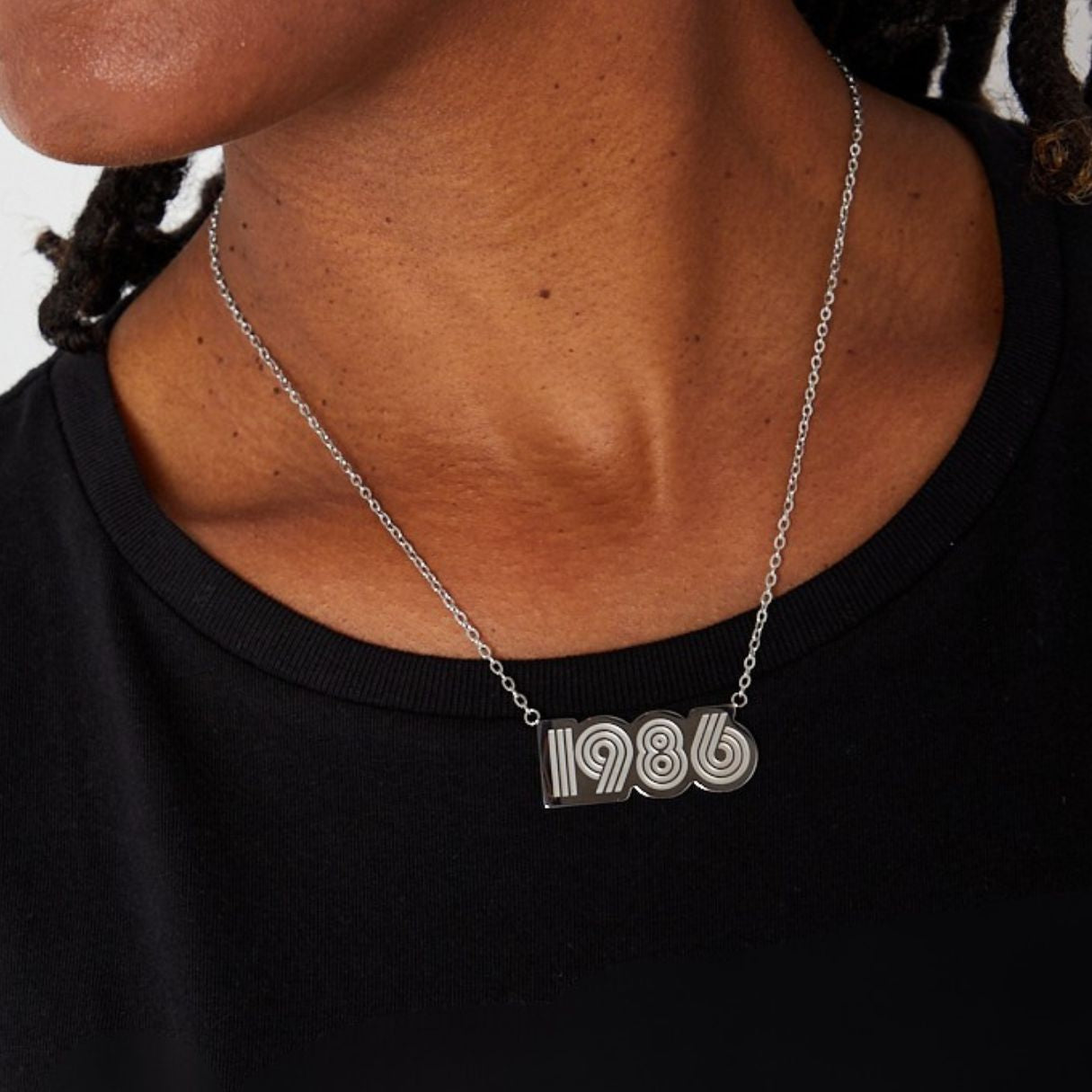 Necklace with '1986' design in silver - disko kids 40th birthday present