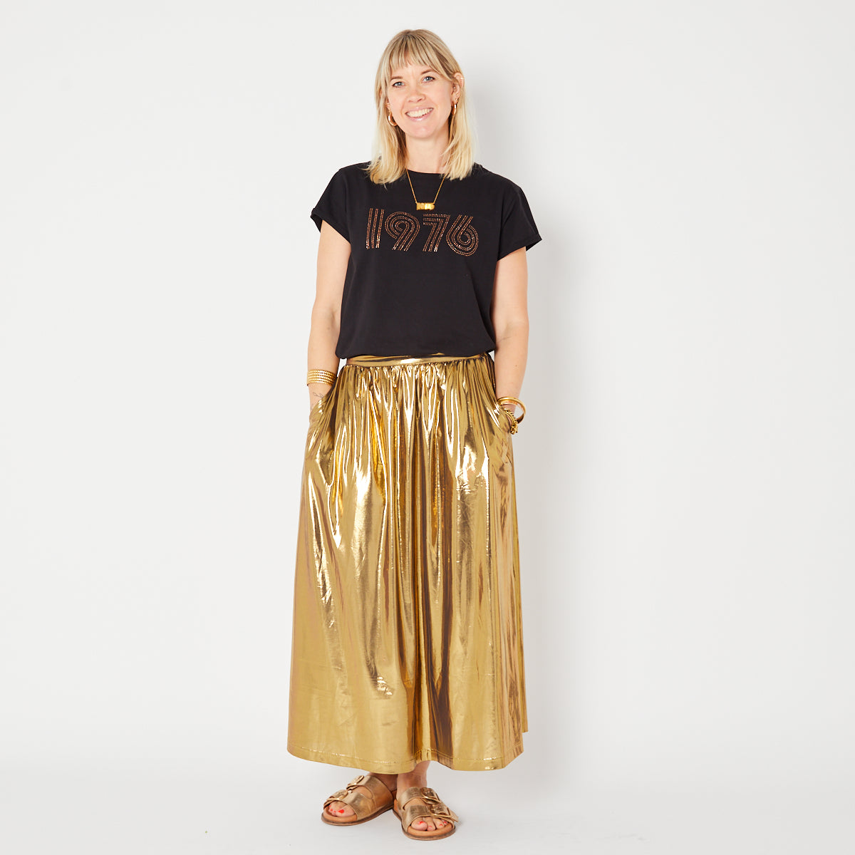 1976 embellished tshirt with gold skirt - Disko Kids