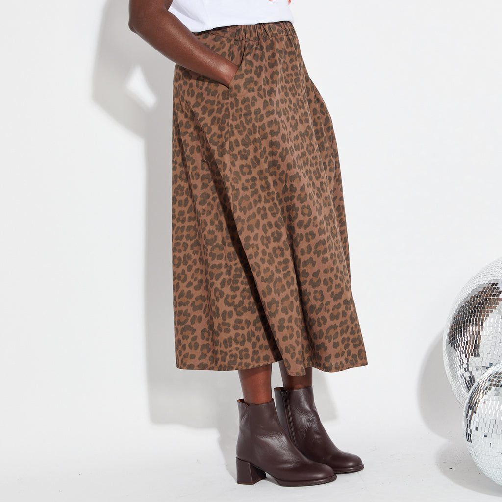 Elasticated chocolate leopard print skirt 