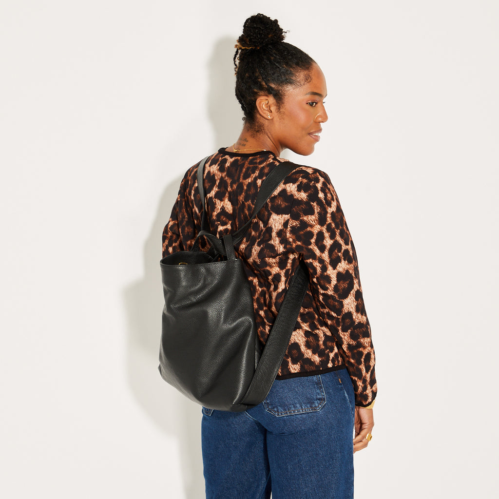 Black 2 in 1 bag side view shot