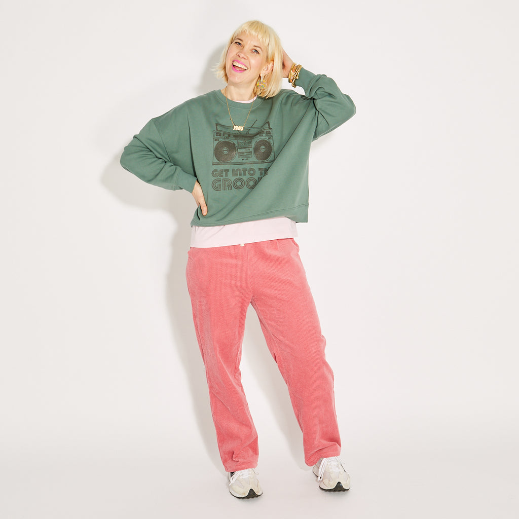 Get Into The Groove Sweatshirt Sage Green & Mocha