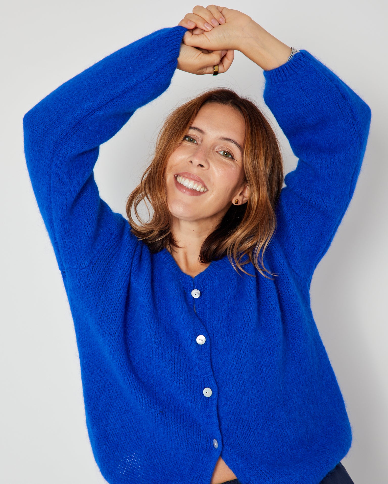 Knitwear & Sweatshirts