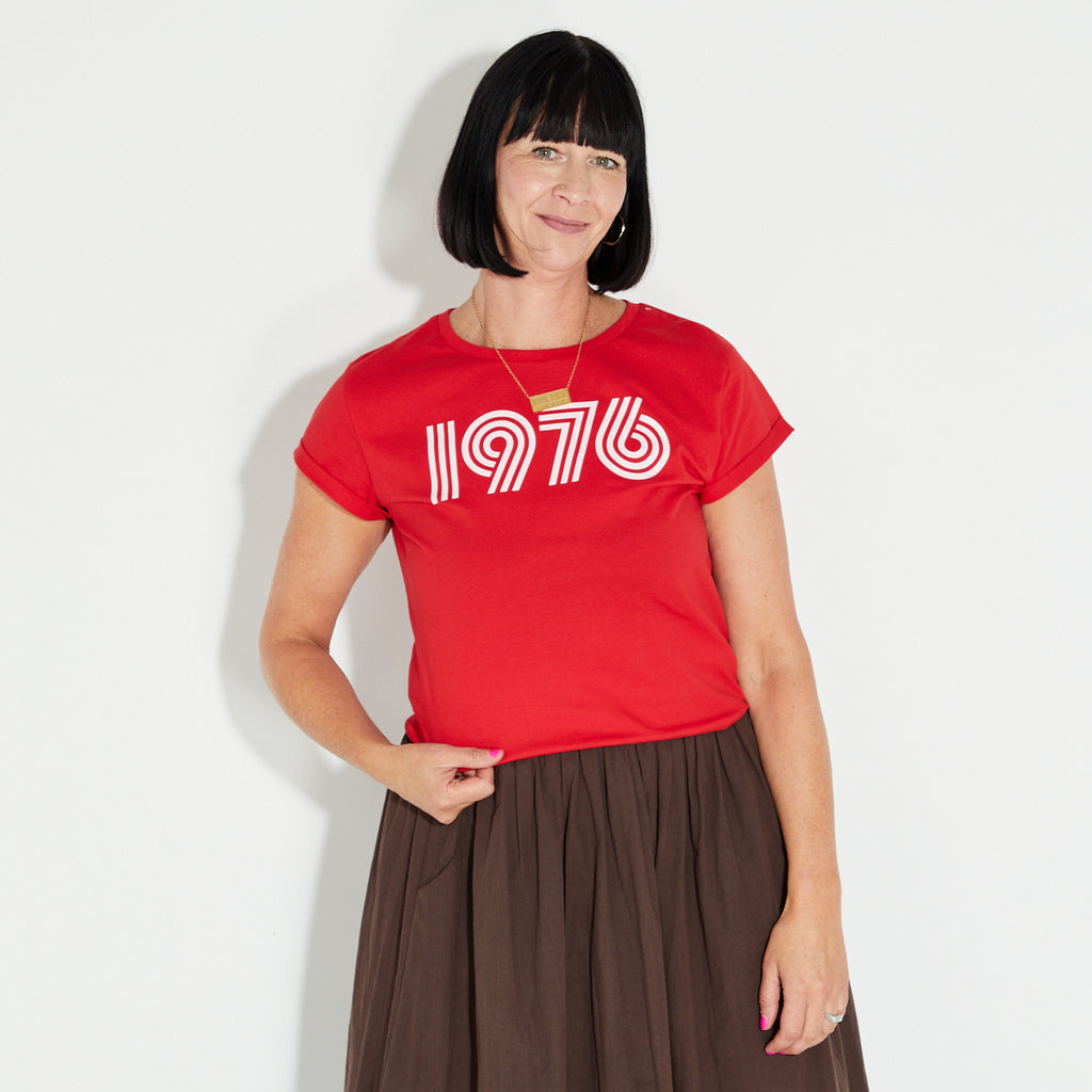 Womens 1976 red tshirt with pink print - Disko Kids