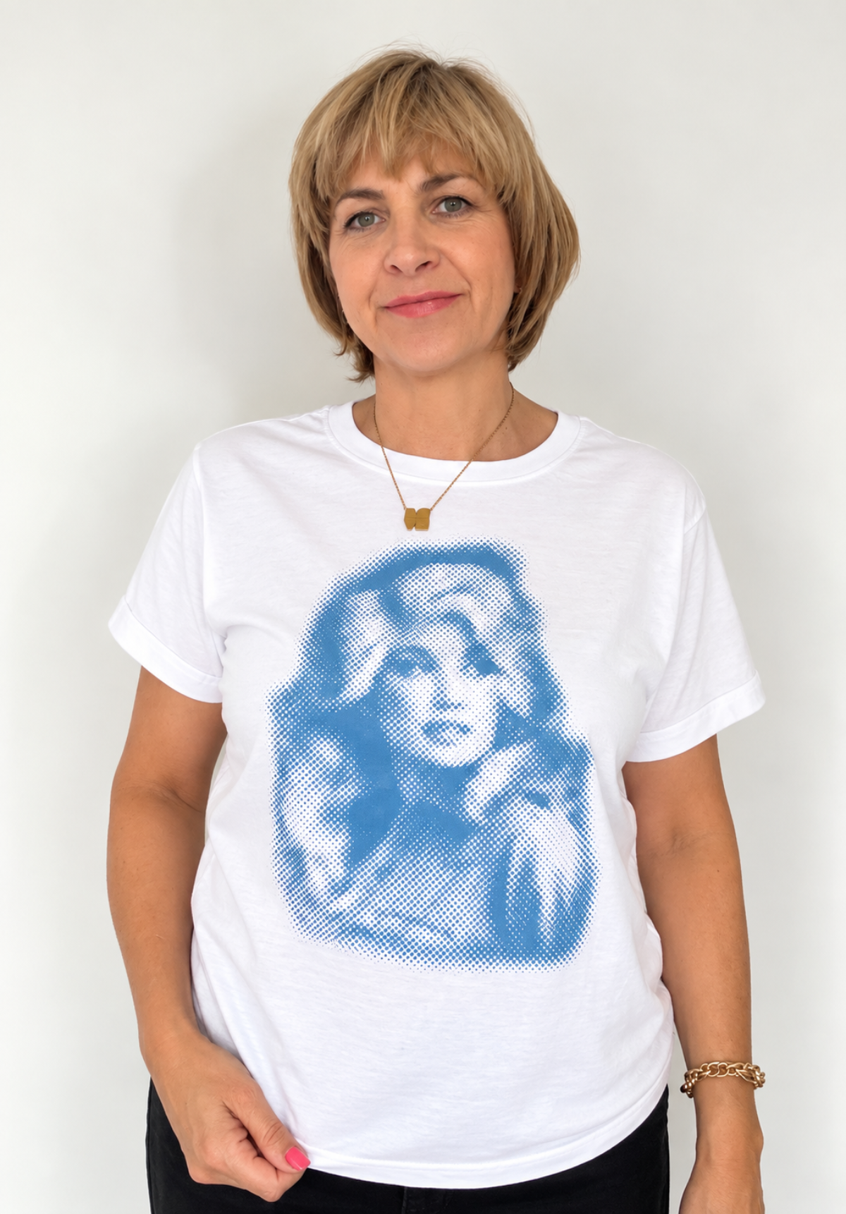 Dolly Parton inspired pixelated dots design